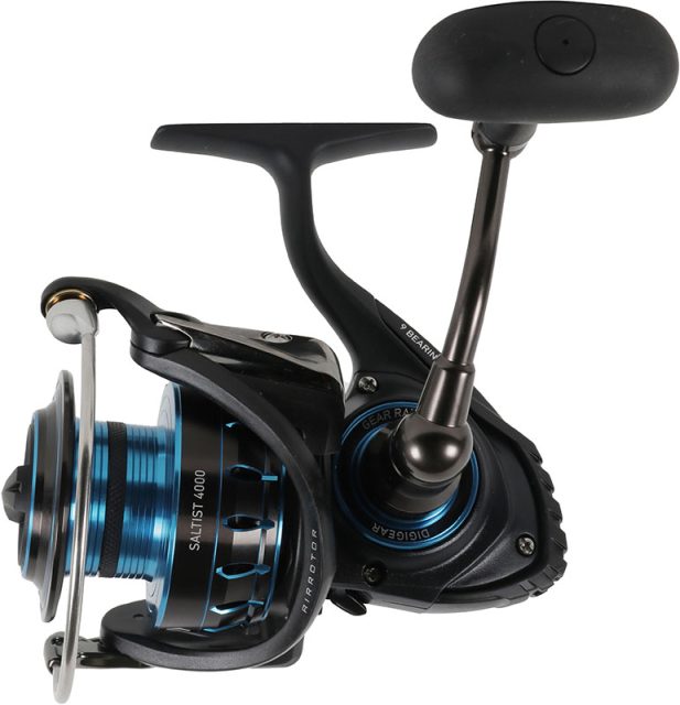 Daiwa Saltist Spinning Reel - SALTIST4000